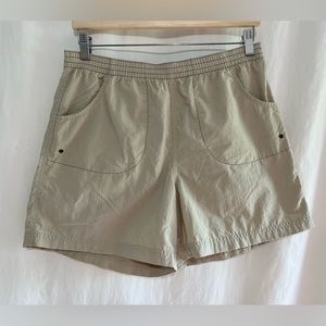 Columbia Sportswear Company Size Small Tan Elastic Waist Shorts With Pockets